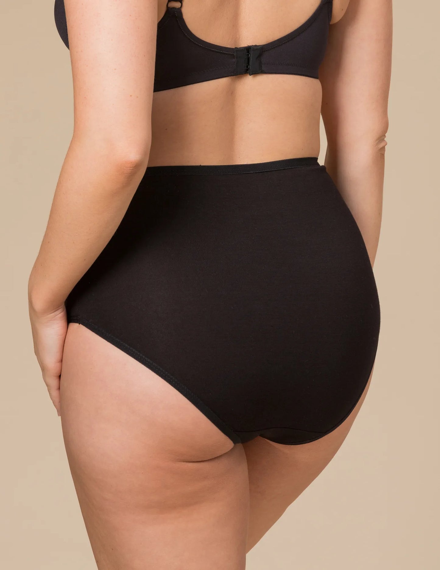 90992_1200_modell_023