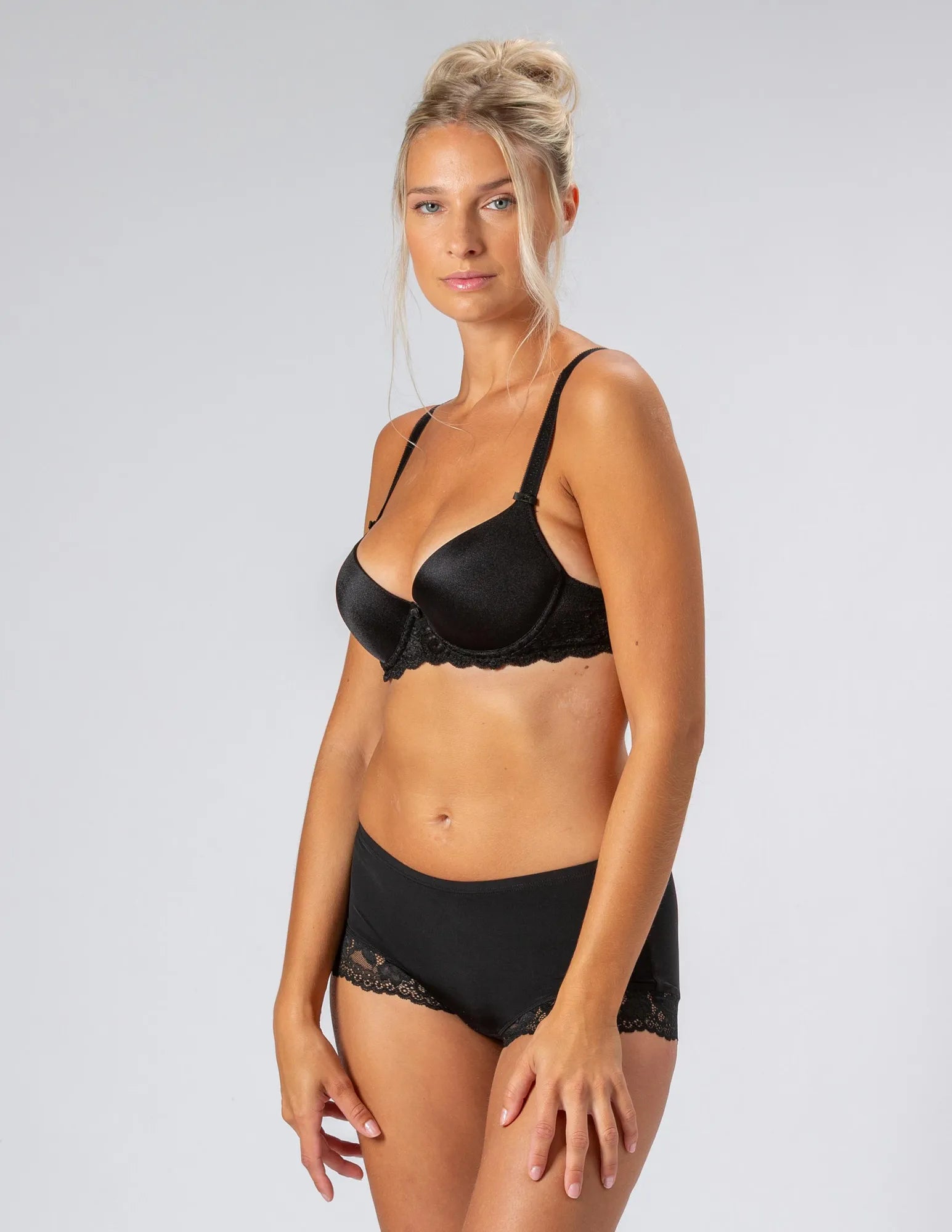 10155_120090371_1200_modell_015