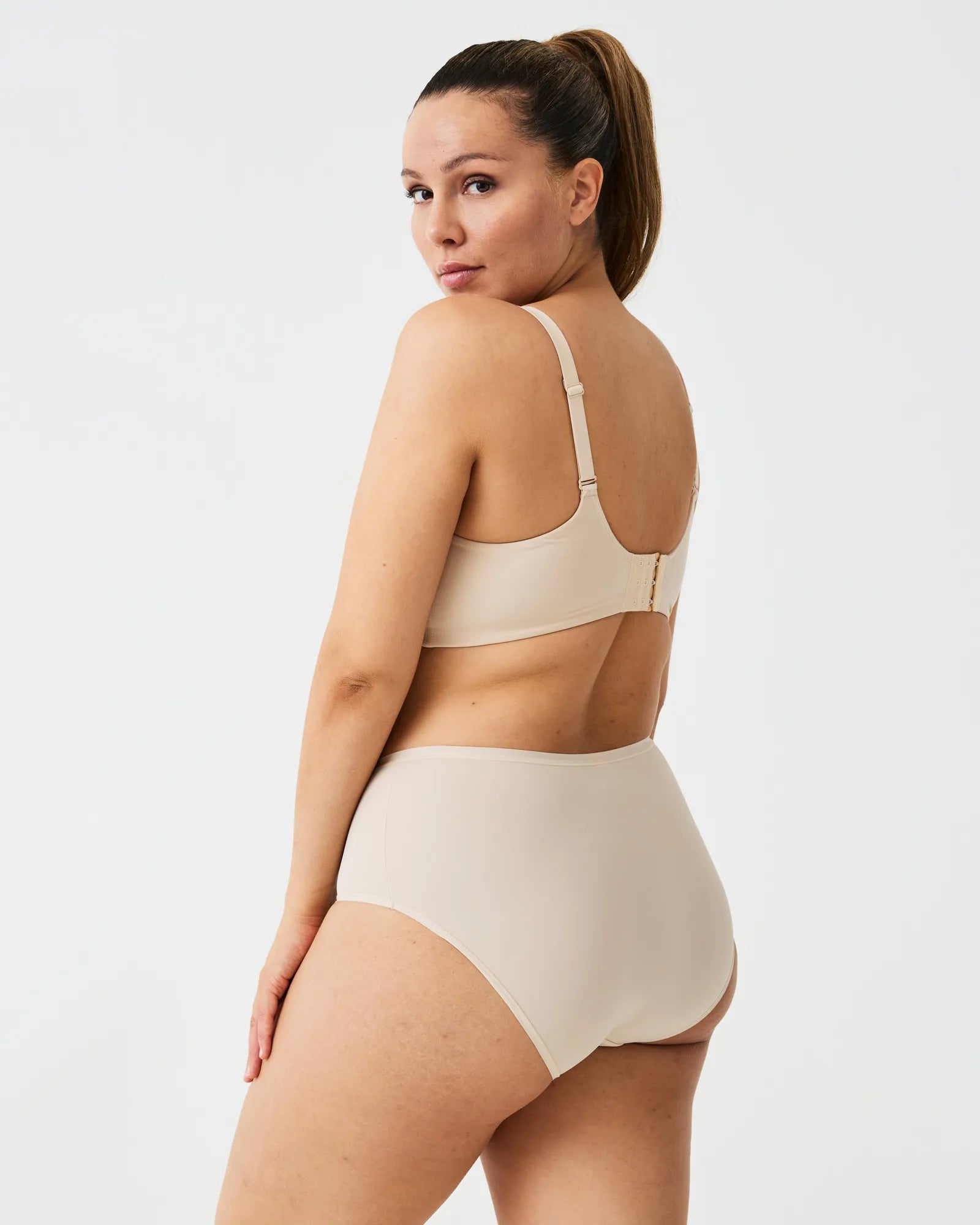 10210_1100-90197_1100_modell_001