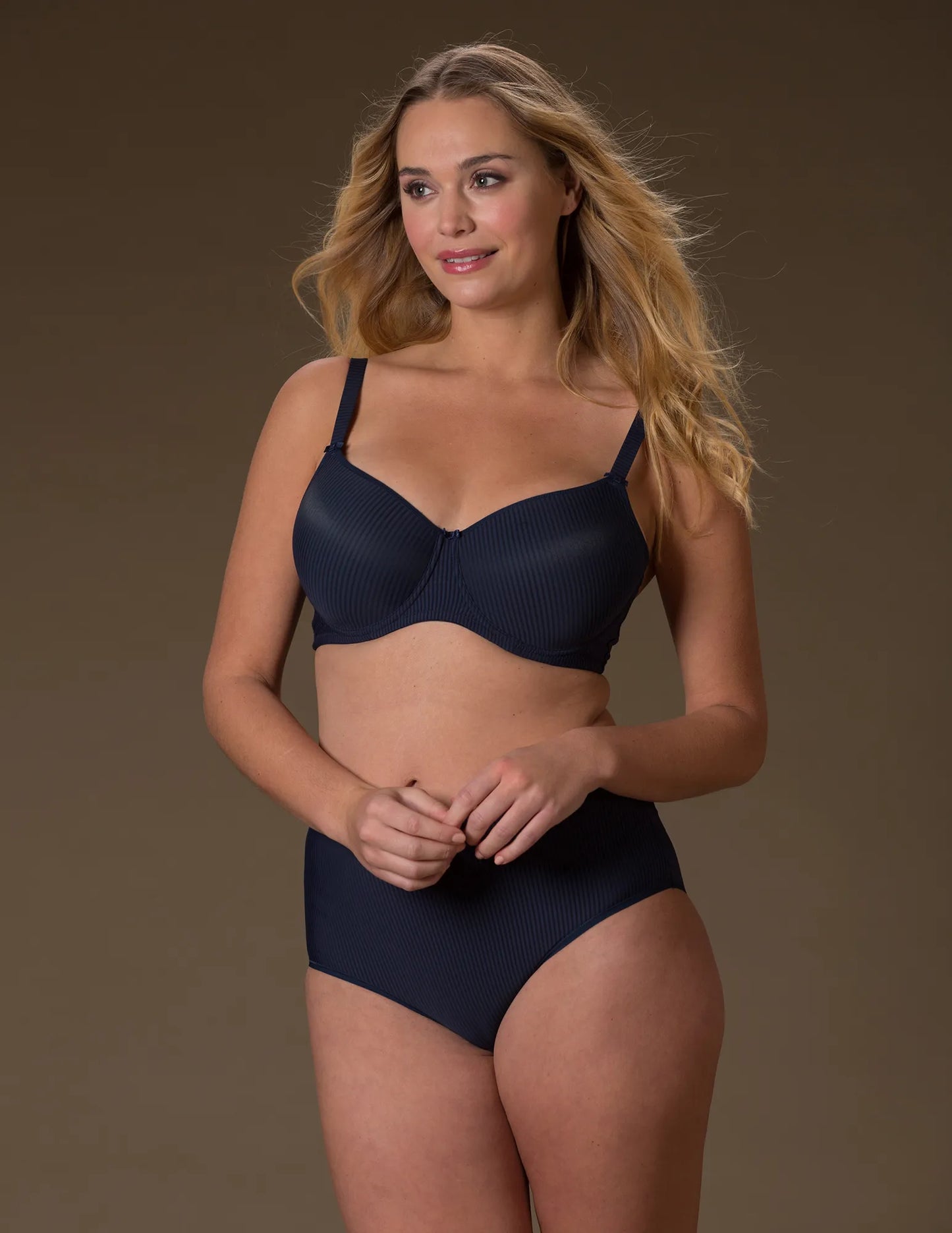 19400_7900+90294_7900_modell_018