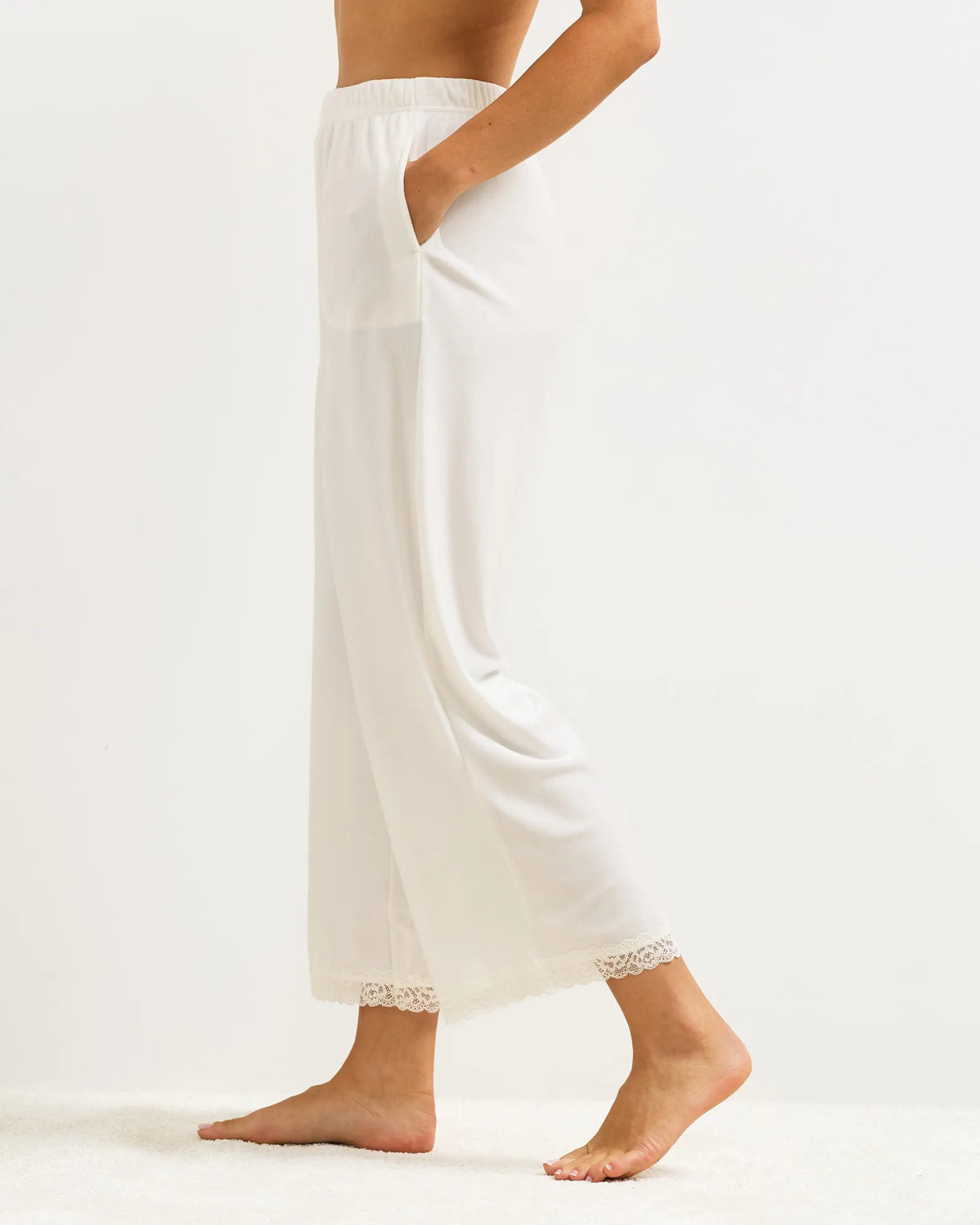 56221_1300_modell_340