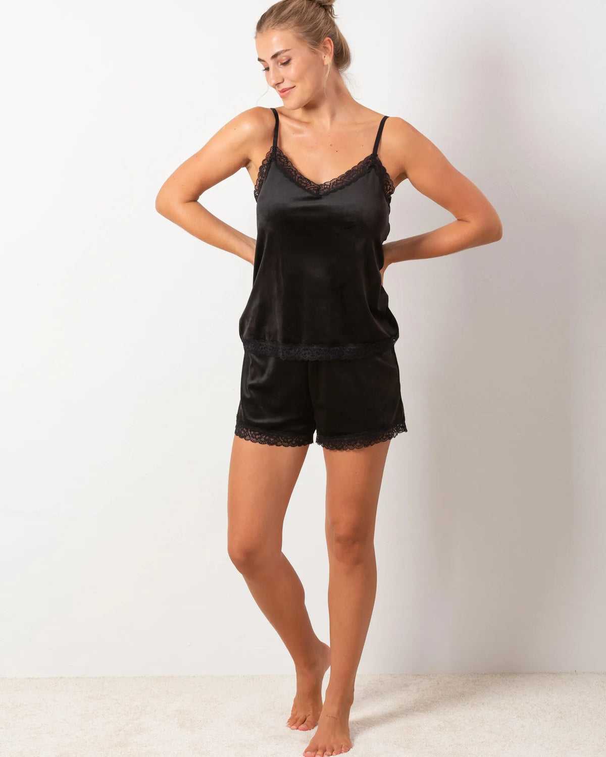 66238_1200-66239_1200_modell_009