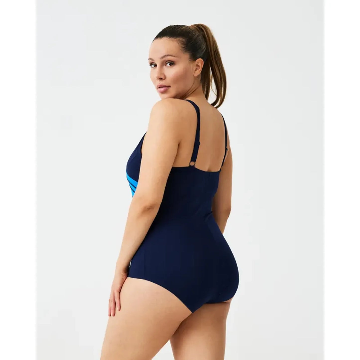 82149_7900_modell_002.jpg