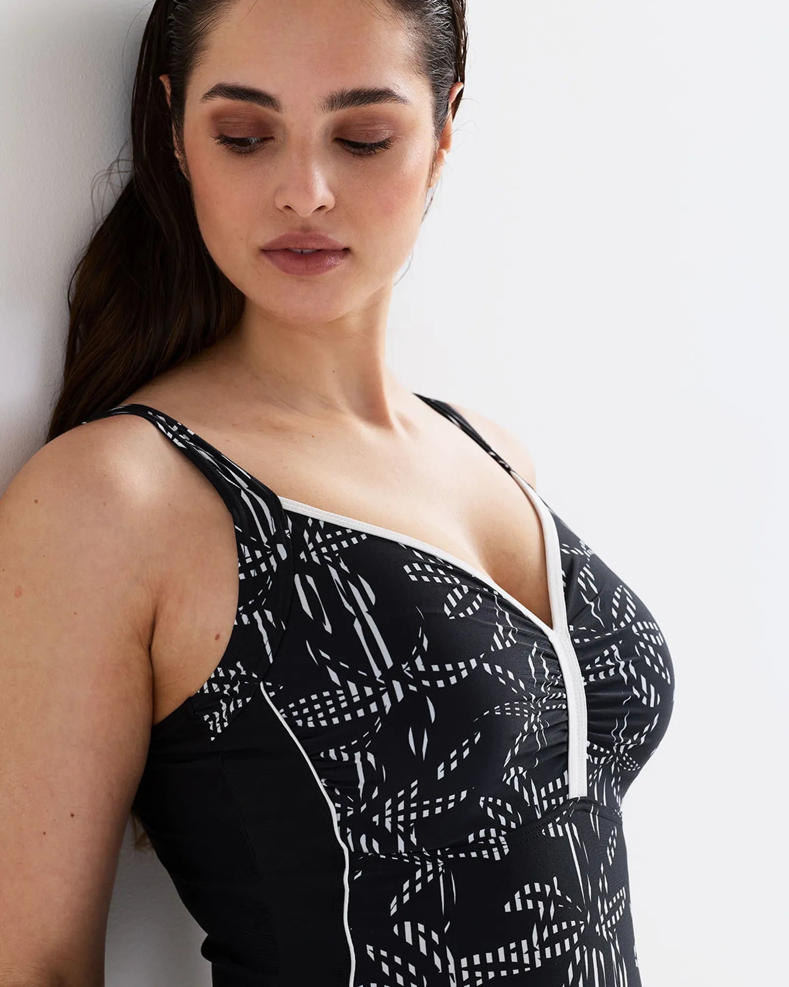 85101_1200_model_028