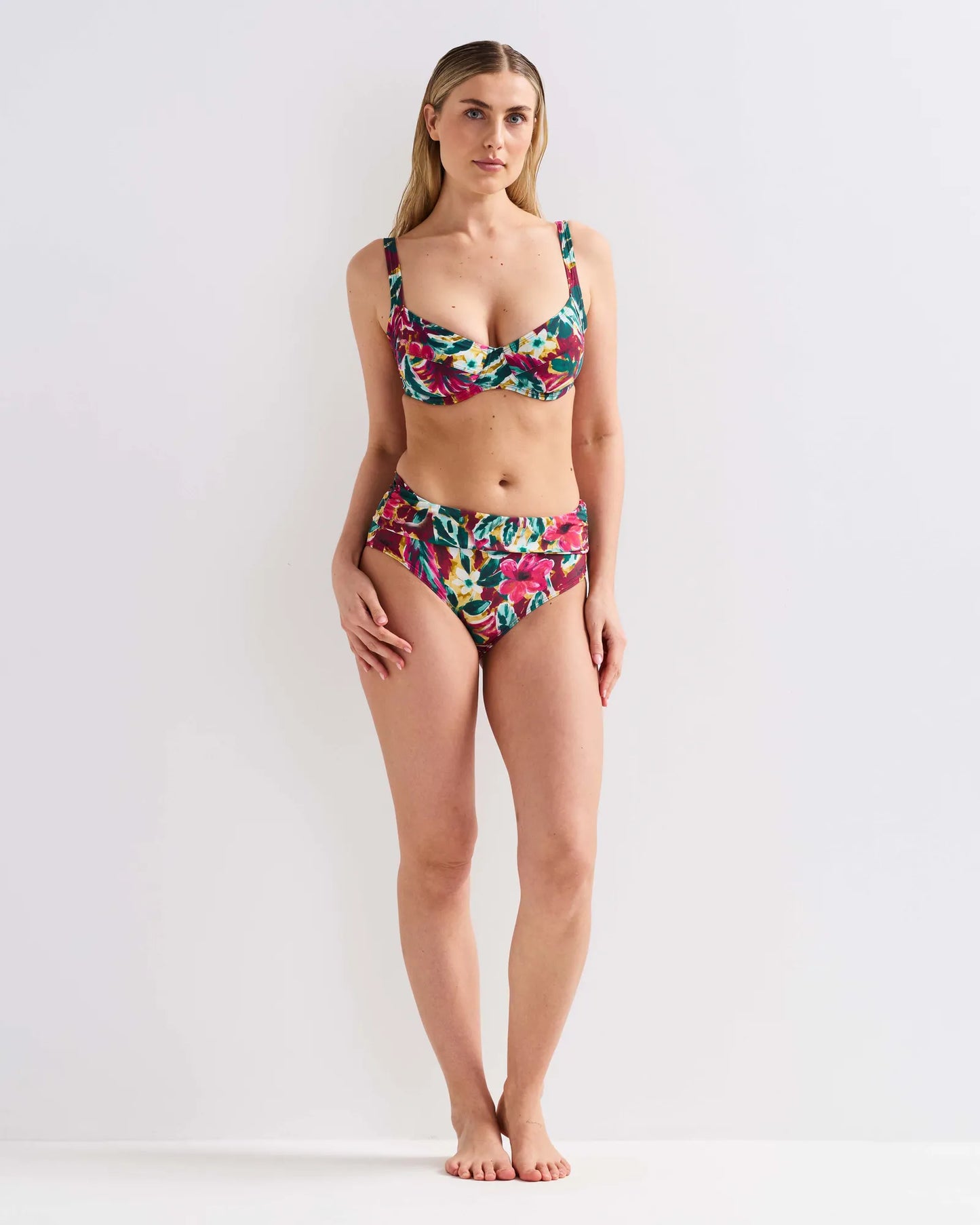 86211_1111-86217_1111_model_001_1