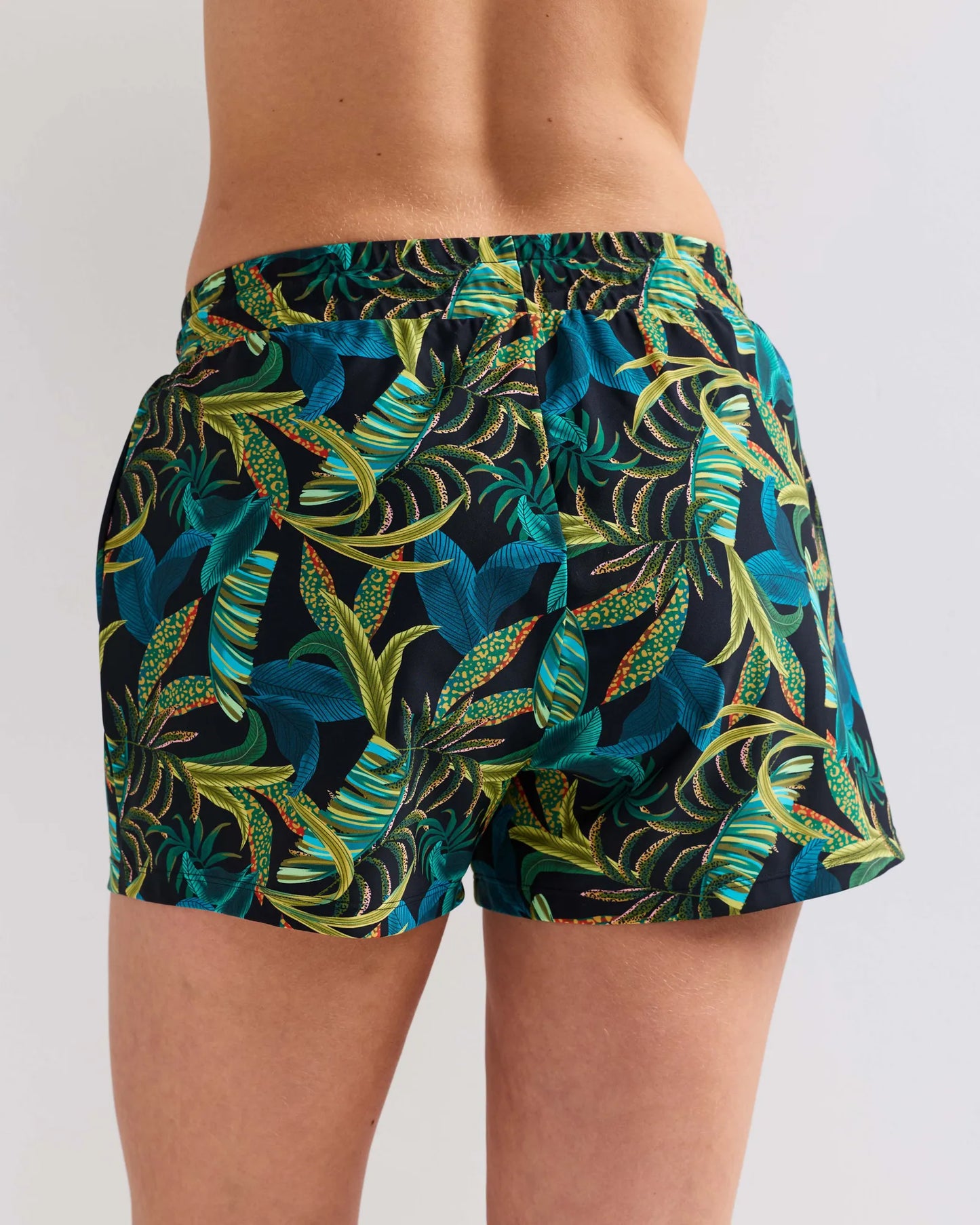 86226_1200_model_042