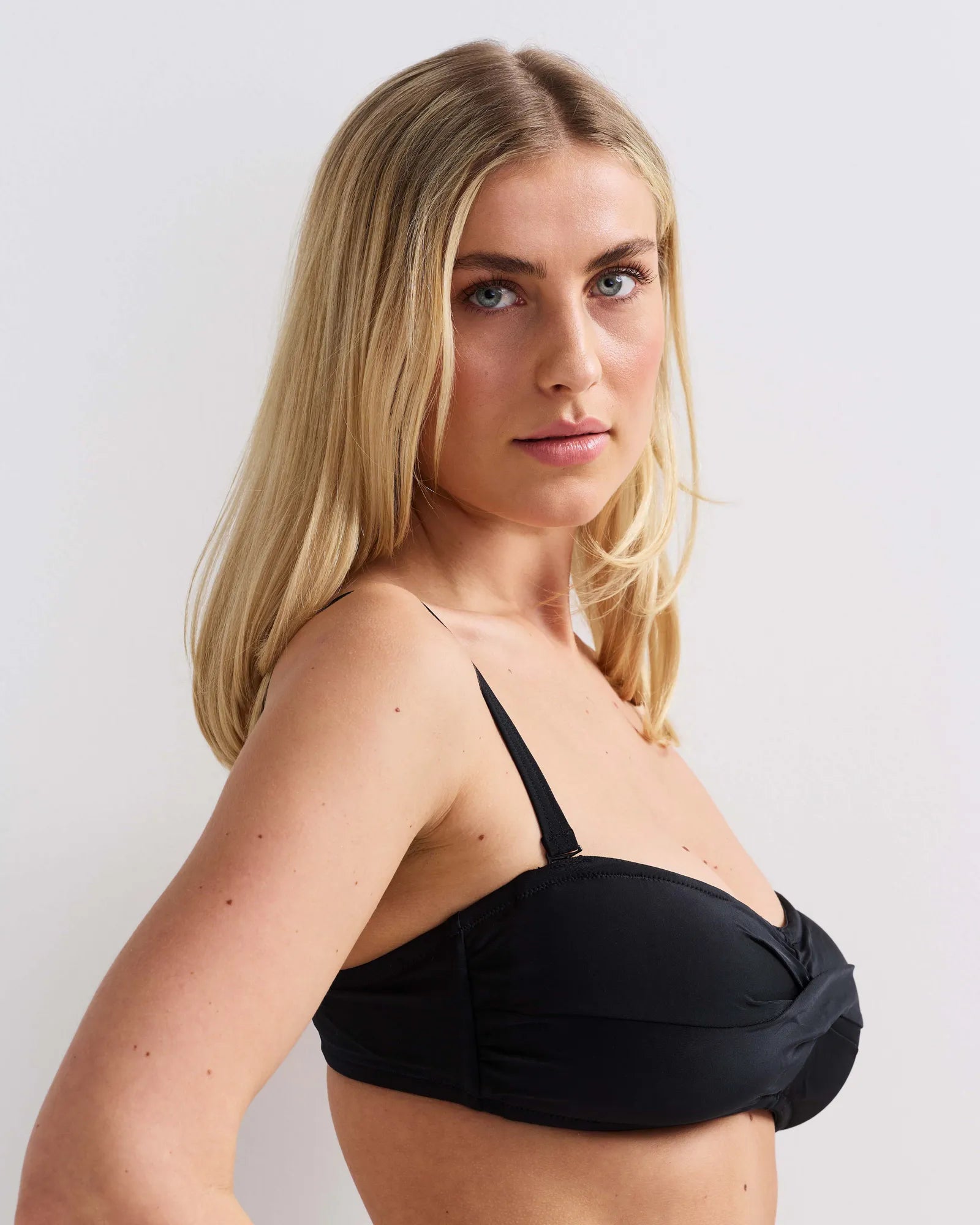 86271_1200_model_051