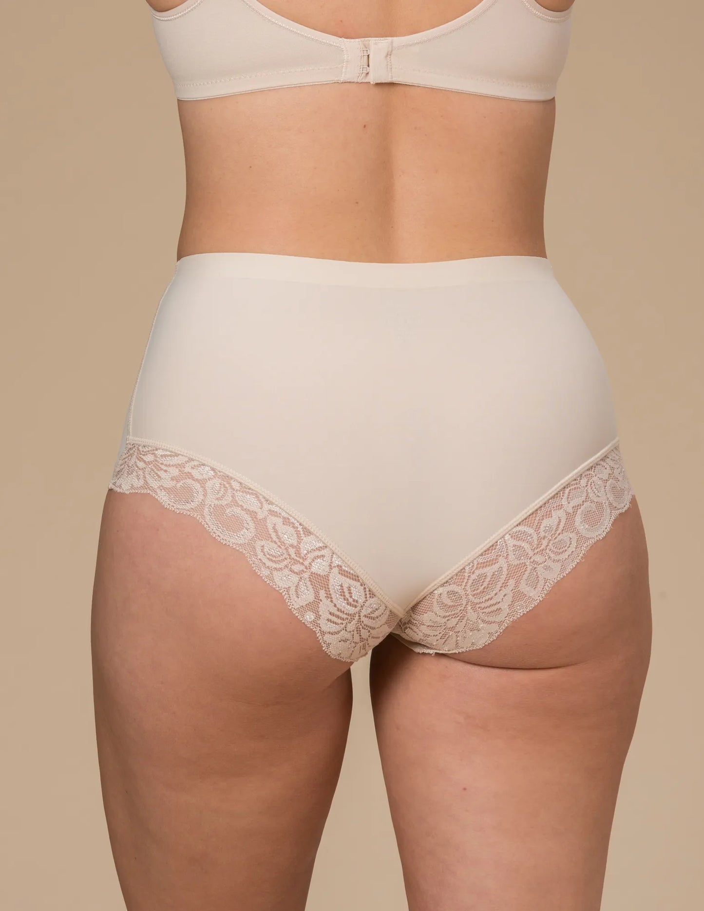90706_1100_modell_022