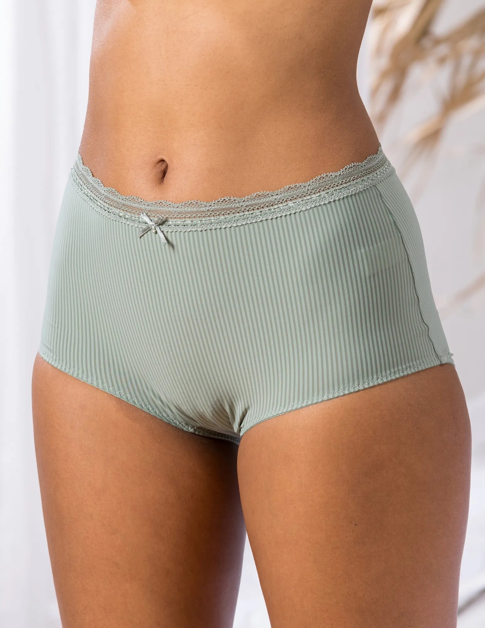 93263_8100_modell_010
