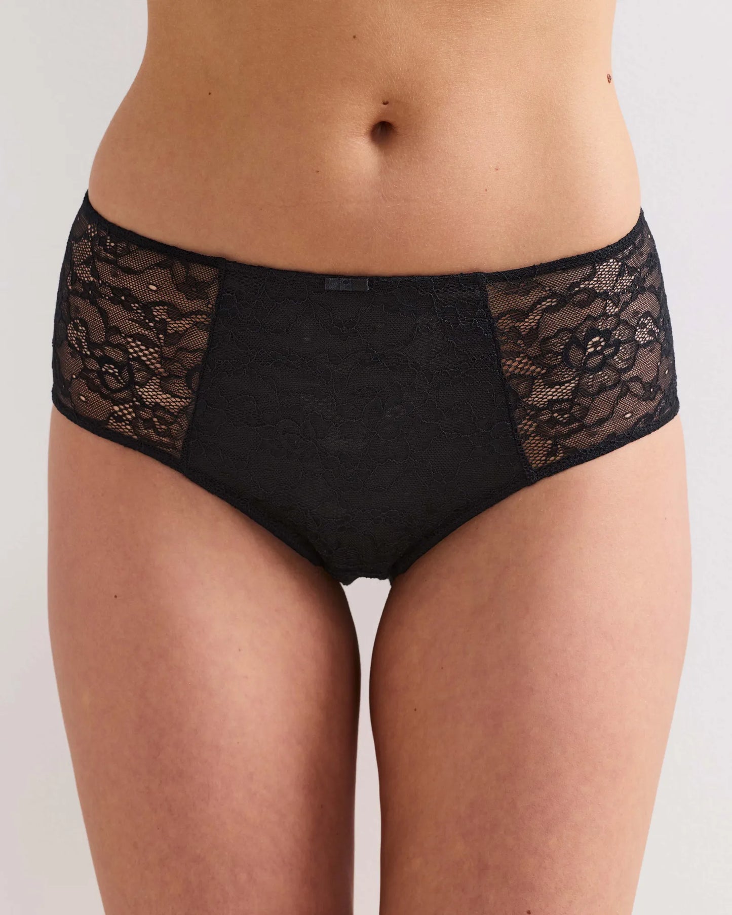 96152_1200_model_068