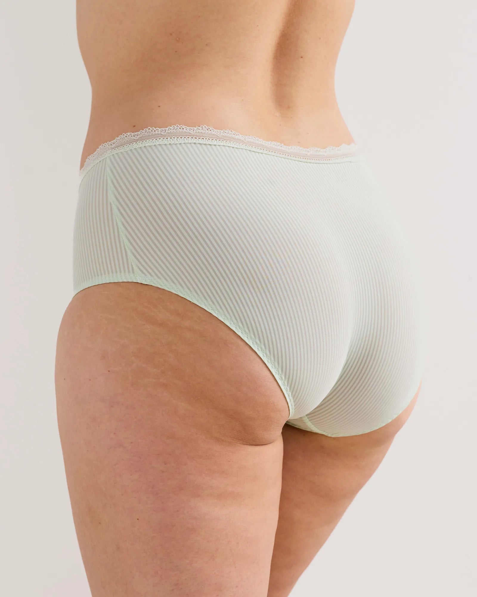 96243_8000_model_071